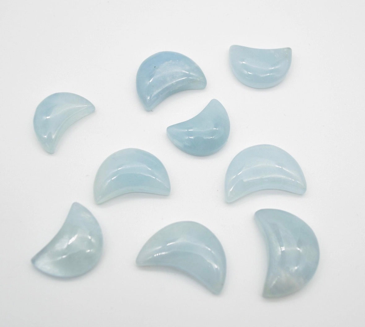 Aquamarine Crystal Moon - 2.2 cm - 2.5 cm